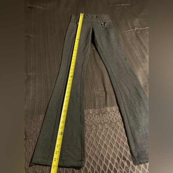 Lululemon Recognition Pants Flare Leg in Heathered Coal Black Mini Check Size 4 - Picture 14 of 16